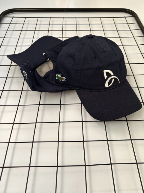 Conujnto Lacoste Paris Premium monográfica - R$ 289,90