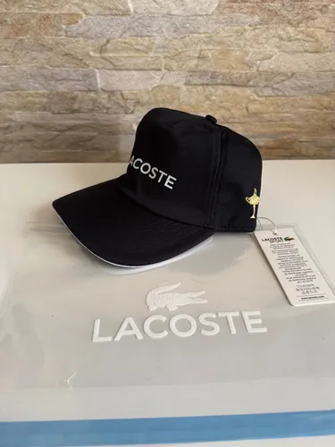 Boné letreiro Lacoste